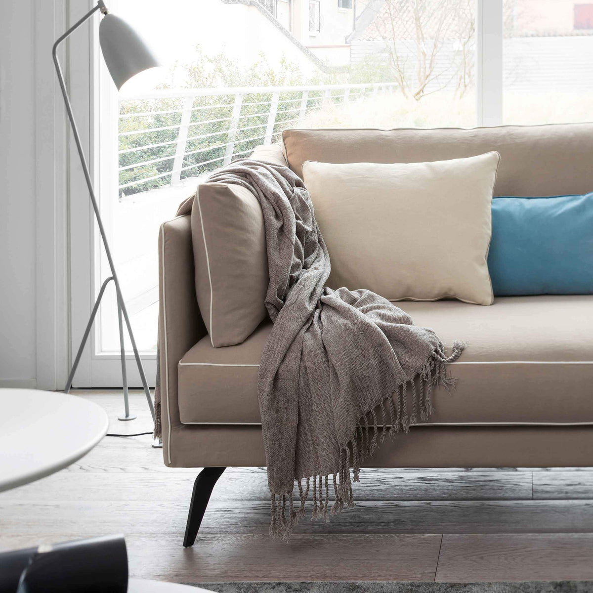 Milton contemporary Italian designer sofa by Dall'Agnese