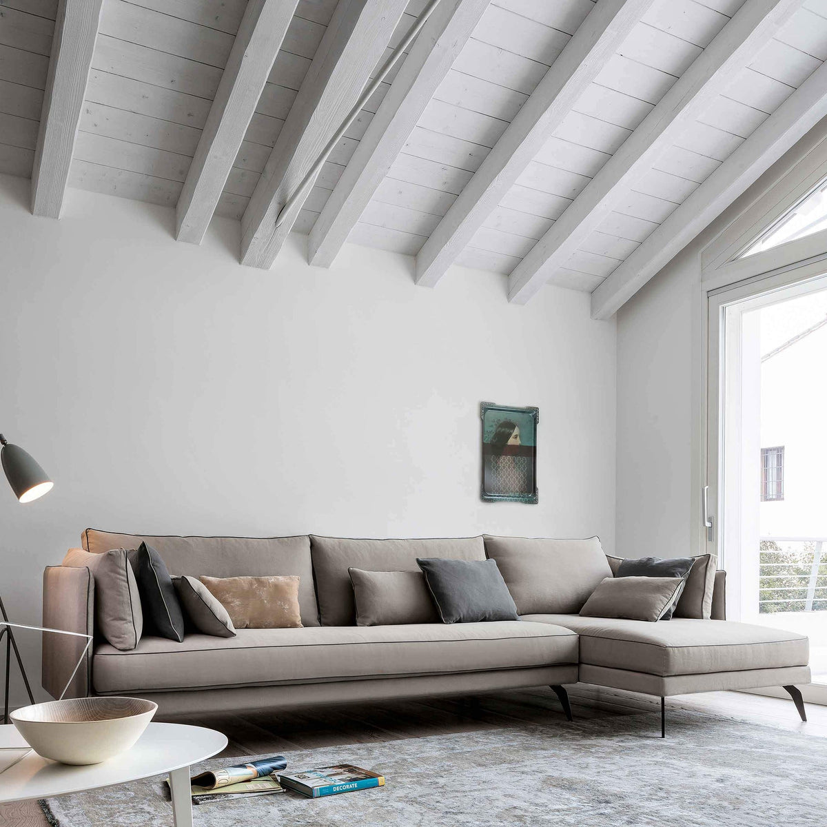 Milton contemporary Italian designer sofa by Dall'Agnese