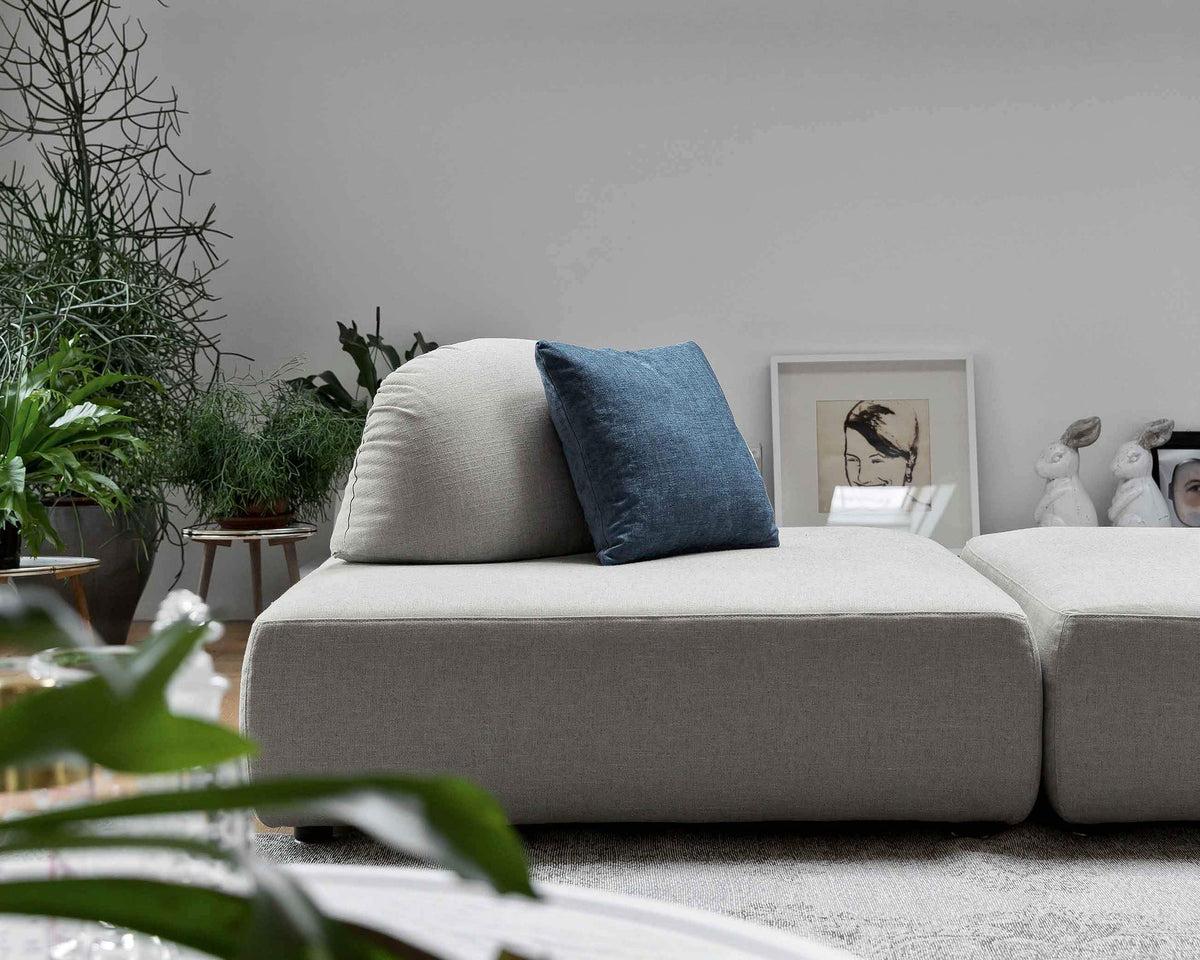 Play compoundable modern sectional sofa by Dall'Agnese